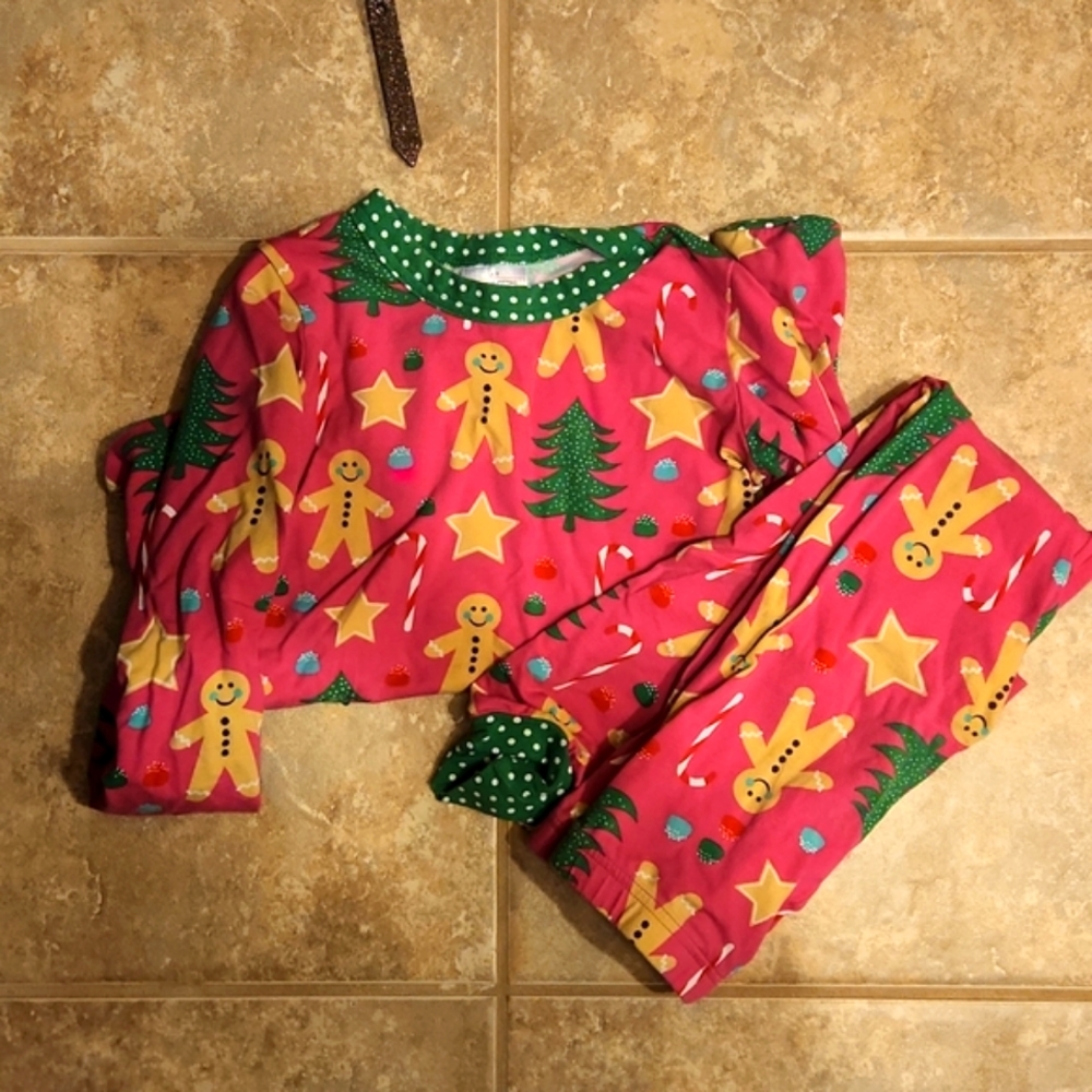 Eleanor rose pink 2 piece christmas pjs